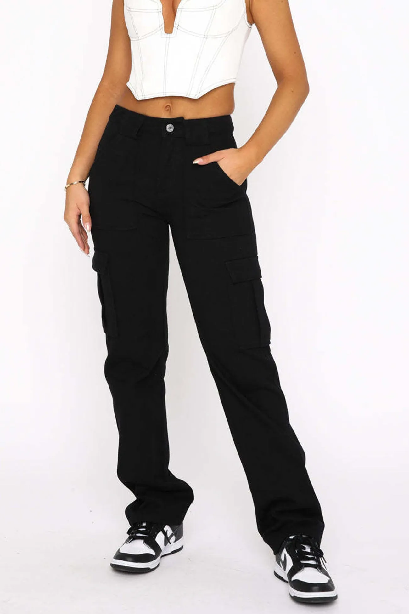 Pocketed Low-waisted Jeans