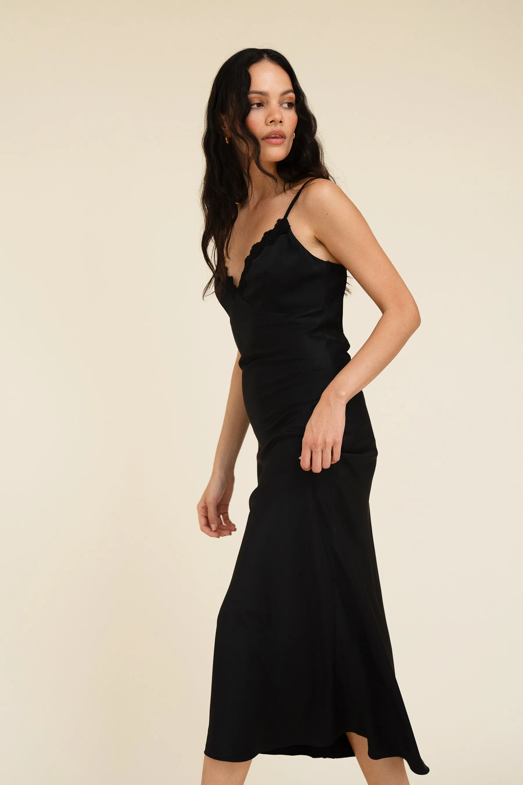 ROMY SLIP DRESS - NOIR