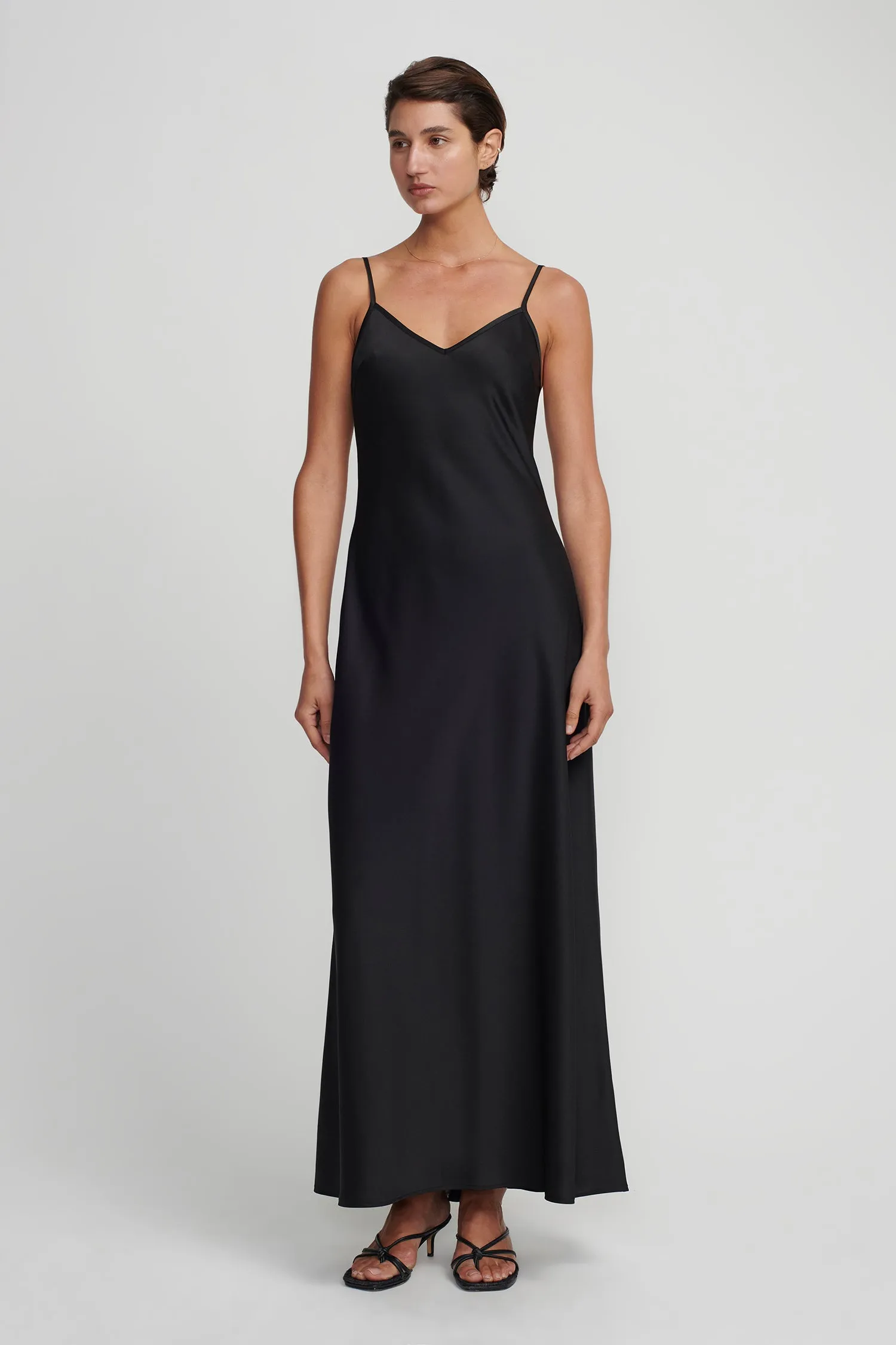 Timeless Slip Black