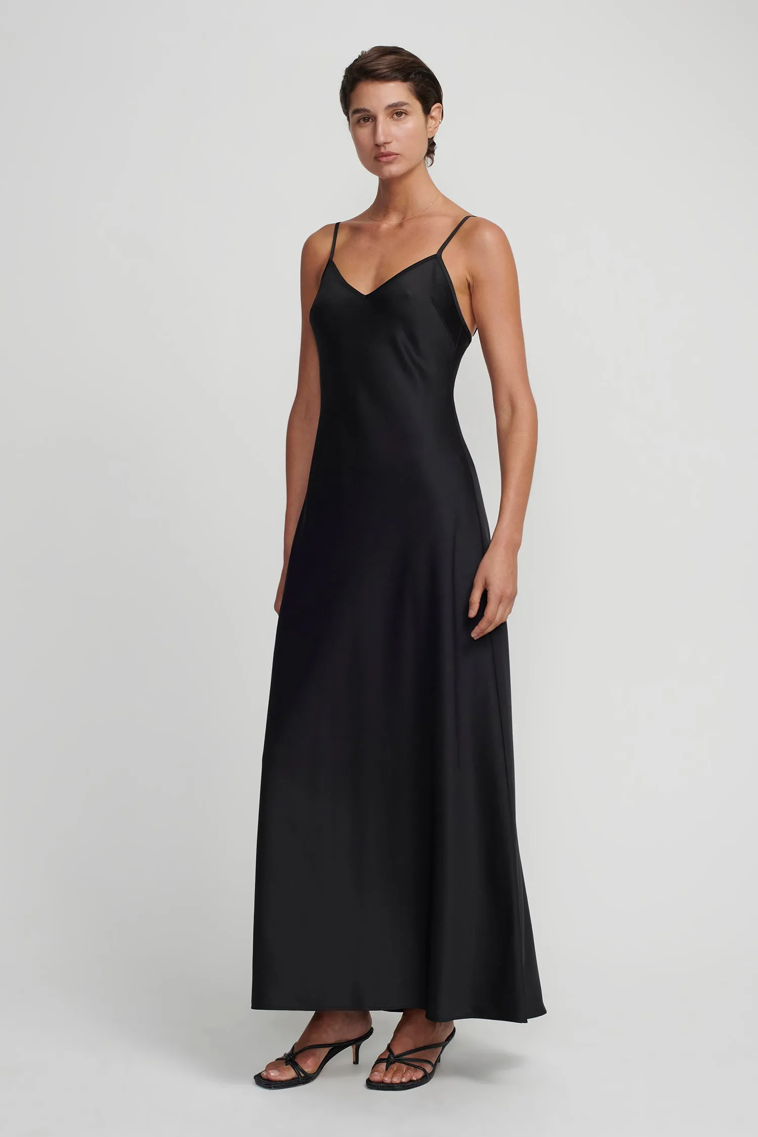 Timeless Slip Black